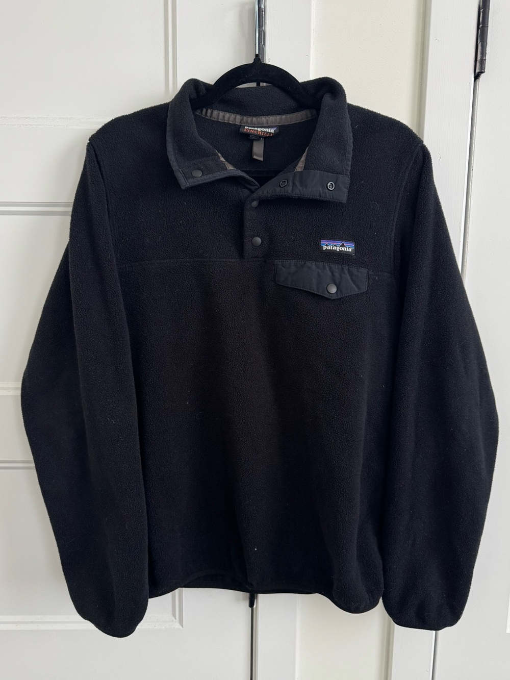 Patagonia Synchilla FA15 Lightweight Snap-T Fleece Button Pullover in Black